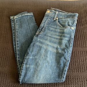 Lucky Brand High Rise Bridgette Skinny 8/29